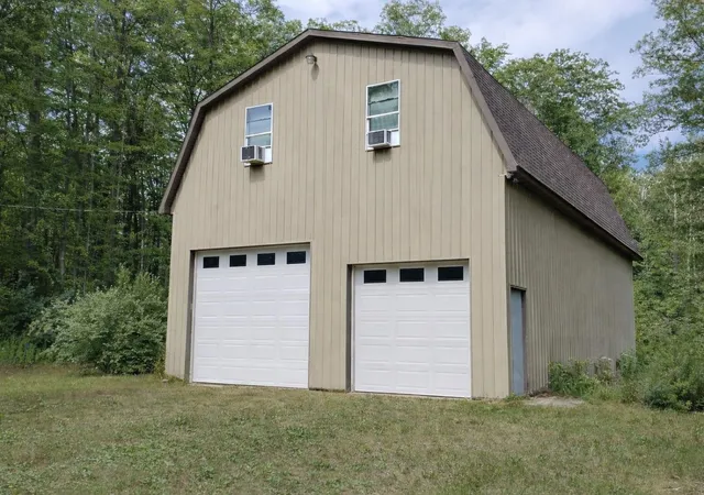 Photo 1 of Single family home for sale at 5691 Oakridge Dr, Gladwin, MI 48624 | MLS# 50198136 | Listing updated on 2026-02-21