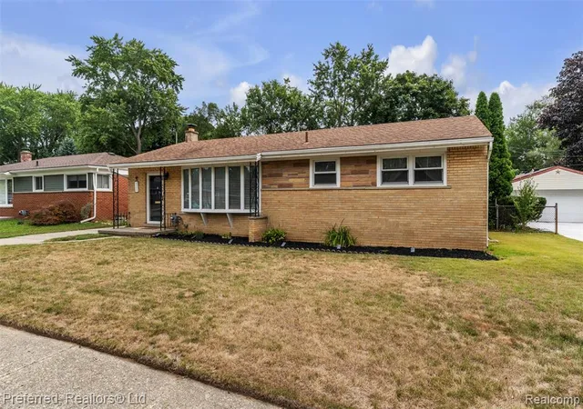 Photo 3 of Single family home for sale at 3177 Treadwell St, Wayne, MI 48184 | MLS# 61020482 | Listing updated on 2026-09-03