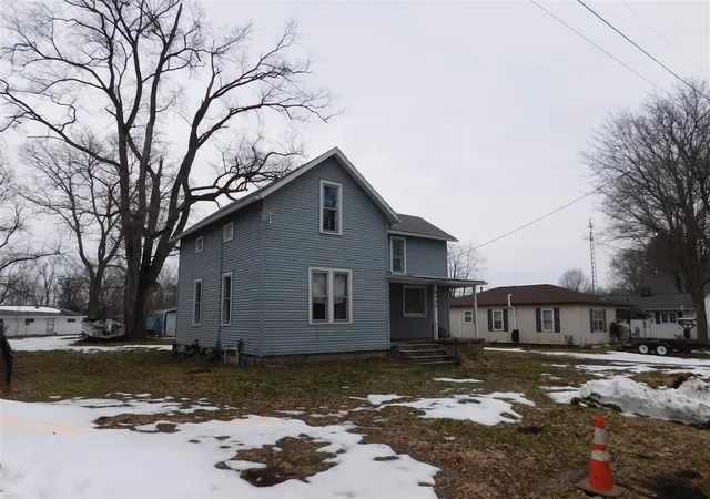 Homes for sale in Eau Claire, MI | 6555 Pipestone St, Eau Claire, MI 49111 | MLS# 70515628