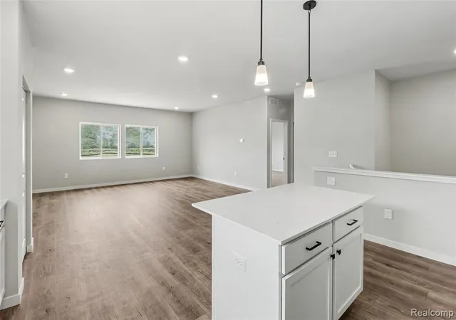 Photo 4 of Sale Pending at 1222 Lockes St, Howell, MI 48843 | MLS# 60979315 | Listing updated on 2026-09-22