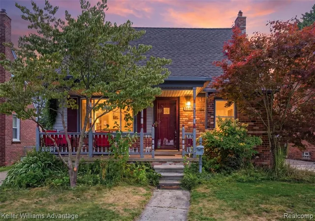 Photo 1 of Single family home for sale at 1649 Hollywood St, Dearborn, MI 48124 5022 | MLS# 61025380 | Listing updated on 2026-08-29