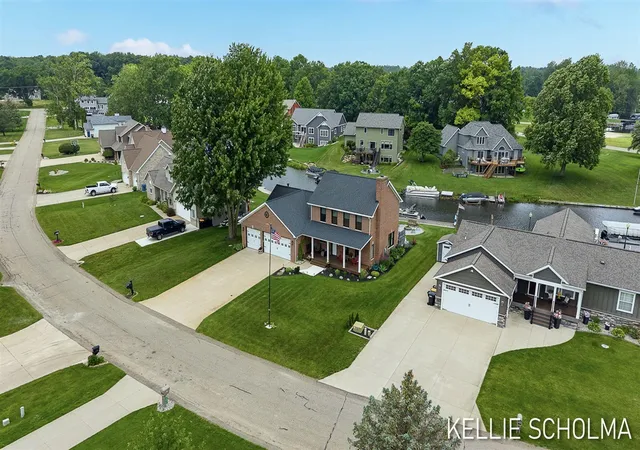 Homes for sale in Wayland, MI | 12814 Theris Dr, Wayland, MI 49348 | MLS# 70543036