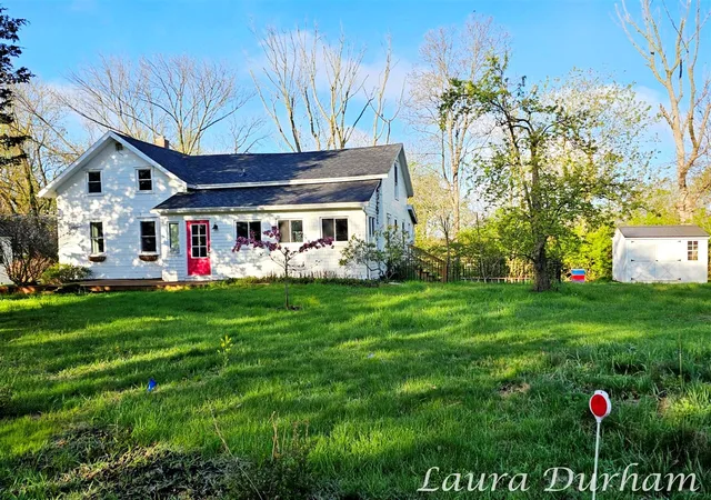 Homes for sale in Saugatuck, MI | 510 S Maple St, Saugatuck, MI 49453 | MLS# 70528821