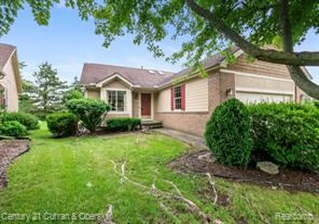 Homes for sale in Ann Arbor, MI | 4261 Boulder Pond Dr, Ann Arbor, MI 48108 | MLS# 61009215