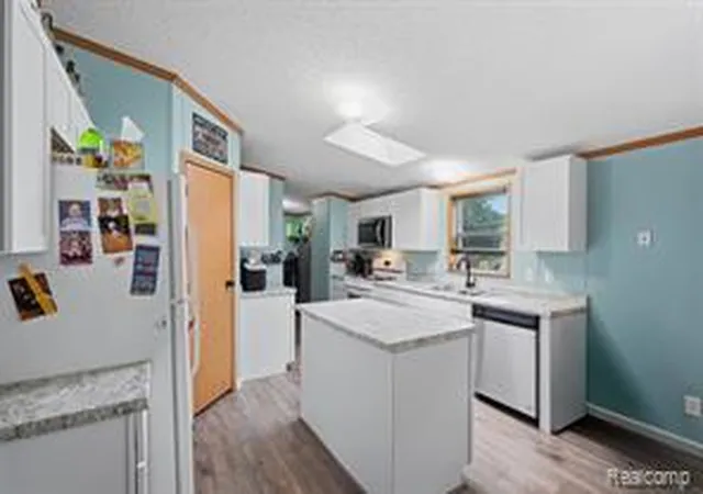 Homes for sale in Clarkston, MI | 4634 Butternut St, Clarkston, MI 48348 | MLS# 61009933