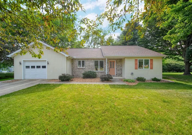 Homes for sale in Concord, MI | 246 Village Ln, Concord, MI 49237 | MLS# 70543195