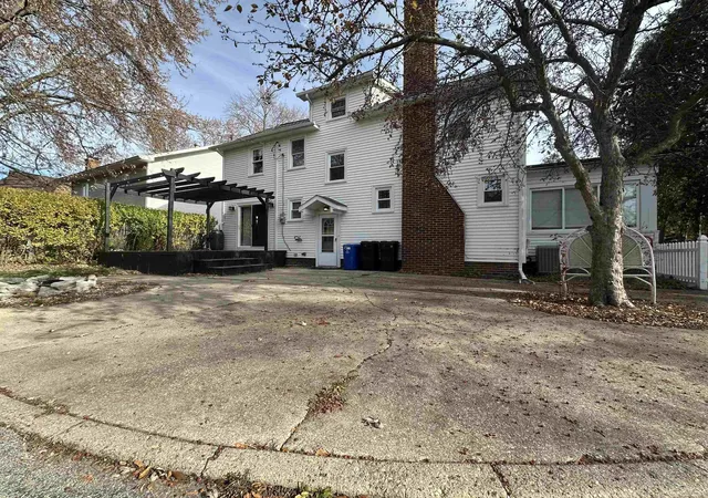 Homes for sale in Saginaw, MI | 203 Ardussi Ave, Saginaw, MI 48602 | MLS# 50195219