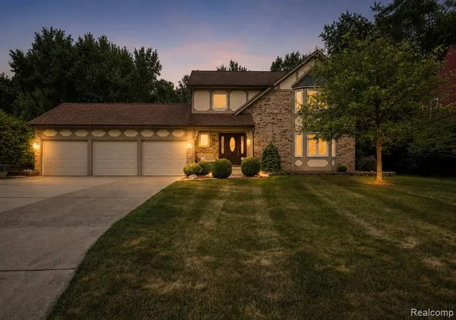 1st image of 5436 Olde Saybrooke Rd, Grand Blanc, MI 48439 | MLS# 61022256