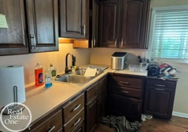 2nd image of 32601 Windsor St, Garden City, MI 48135 | MLS# 50219273
