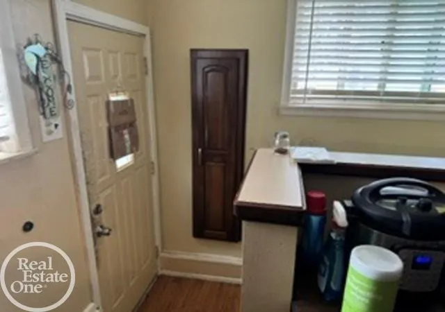3rd image of 32601 Windsor St, Garden City, MI 48135 | MLS# 50219273