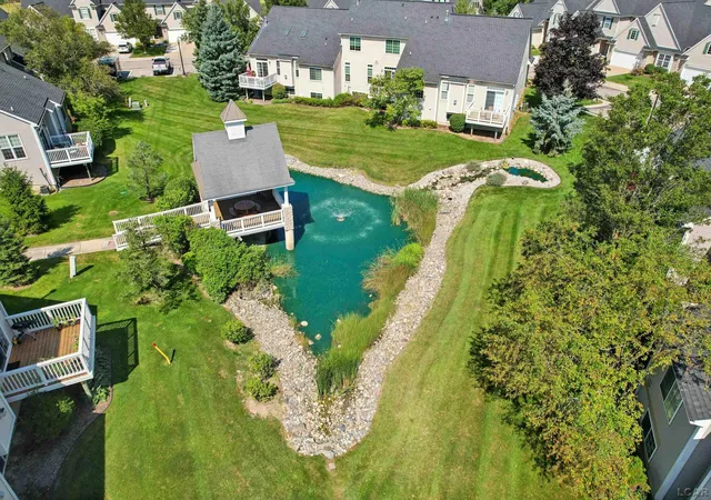 5th image of 112 Burwyck Park Dr, Saline, MI 48176 | MLS# 50198138