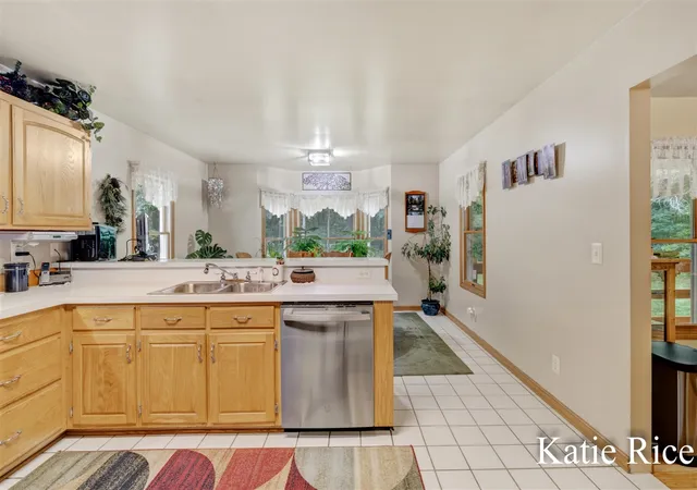 4th image of 9210 Lamos Rd, Montague, MI 49437 | MLS# 70539755