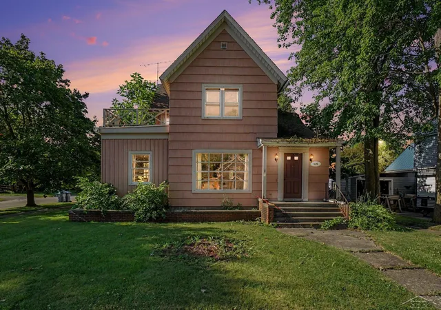 1st image of 526 E Cedar St, Standish, MI 48658 | MLS# 50216712