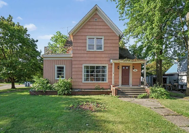 2nd image of 526 E Cedar St, Standish, MI 48658 | MLS# 50216712