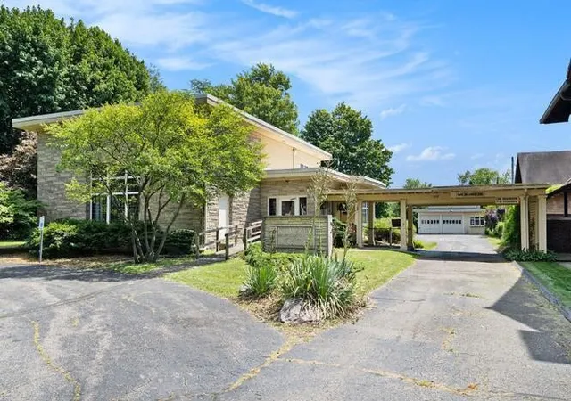 1st image of 286 Capital Ave, Battle Creek, MI 49017 | MLS# 70487750
