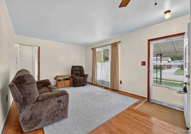 Homes for sale in Fraser, MI | 31431 Northwood Dr, Fraser, MI 48026 | MLS# 61004389