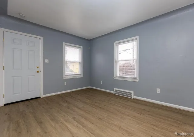 Homes for sale in Detroit, MI | 11635 Greenview Ave, Detroit, MI 48228 | MLS# 60996362