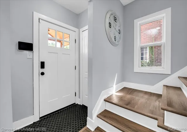 Photo 3 of Single family home for sale at 16581 Mendota St, Detroit, MI 48221 2819 | MLS# 61023764 | Listing updated on 2026-08-26