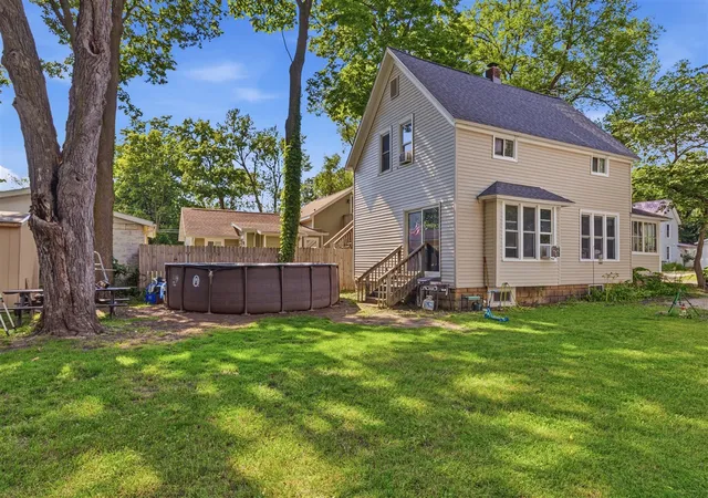 3rd image of 229 Robinson St, Allegan, MI 49010 | MLS# 70541360