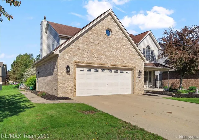 Photo 2 of Single family home for sale at 23888 Leighwood Dr, Trenton, MI 48183 2775 | MLS# 61024855 | Listing updated on 2026-08-27