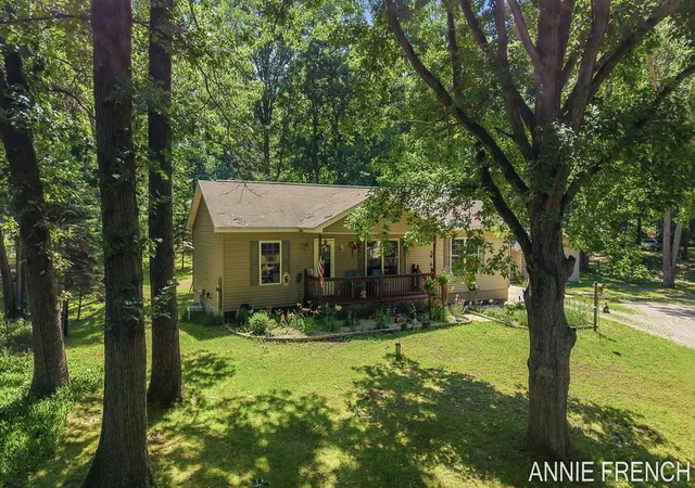 Homes for sale in Fennville, MI | 1375 56Th St, Fennville, MI 49408 | MLS# 70544703