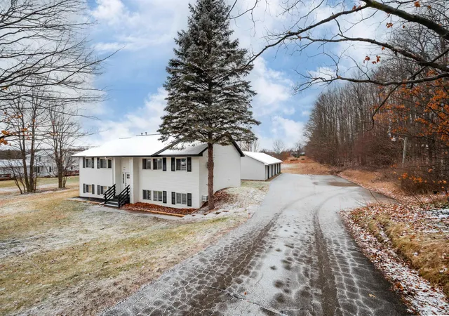 2nd image of 1627 Rasho Rd, Traverse City, MI 49696 | MLS# 80067260