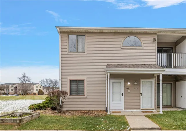 2nd image of 761 Clubhouse Dr, Ypsilanti, MI 48197 | MLS# 70511323