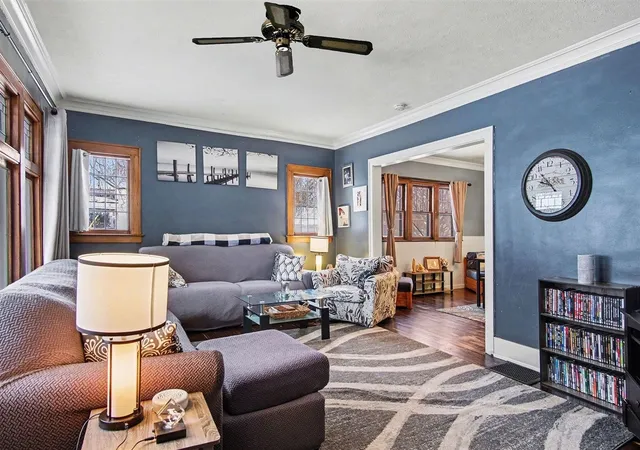 Photo 3 of Sale Pending at 923 Myrtle St, Grand Rapids, MI 49504 | MLS# 70513195 | Listing updated on 2026-02-10