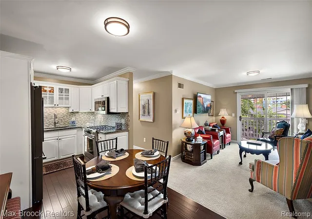 Photo 3 of Sale Pending at 662 Purdy St #322, Birmingham, MI 48009 1788 | MLS# 61023116 | Listing updated on 2026-09-16