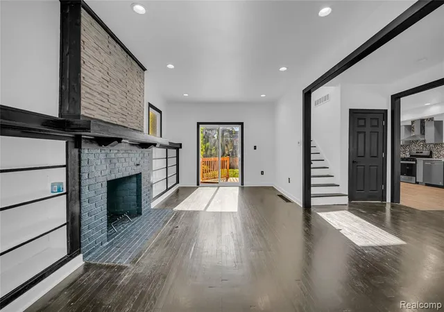 Photo 5 of Sale Pending at 154 Mclean St, Highland Park, MI 48203 | MLS# 61012075 | Listing updated on 2026-07-28
