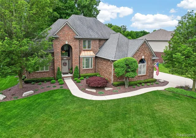 Photo 2 of Single Family Residence at 34380 Dante Dr, New Baltimore, MI 48047 | MLS# 61002733 | | Sold on 2026-07-07