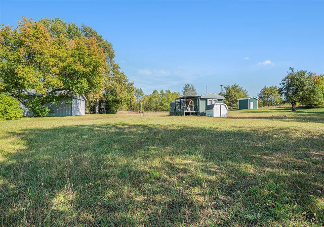 3rd image of 1215 Bear Ave, Harrison, MI 48625 | MLS# 70495359