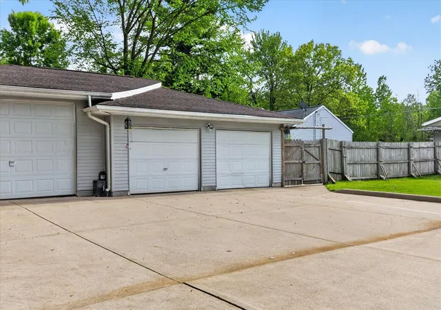 48th image of 9489 Hyde Rd, Clarklake, MI 49234 | MLS# 70533990