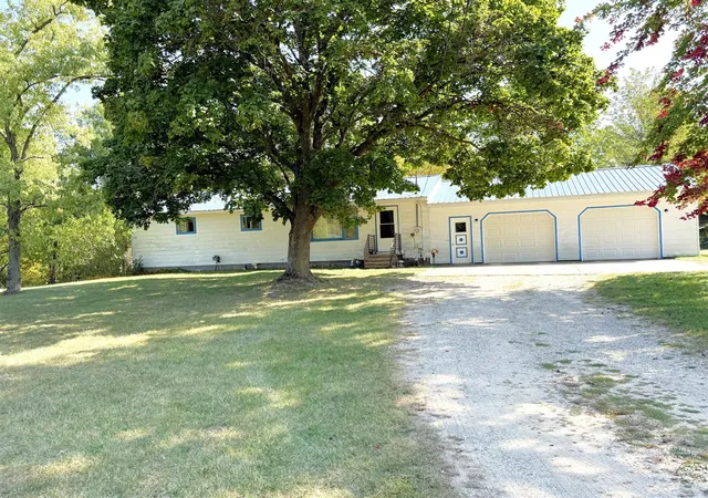 Photo 1 of Single family home for sale at 8220 N Vickeryville Rd, Vestaburg, MI 48891 | MLS# 70494809 | Listing updated on 2025-12-20