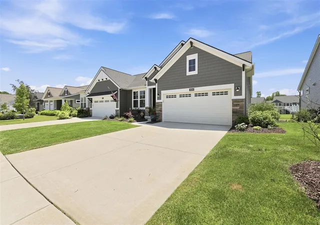 Homes for sale in Byron Center, MI | 1054 Haven Dr, Byron Center, MI 49315 | MLS# 70544407
