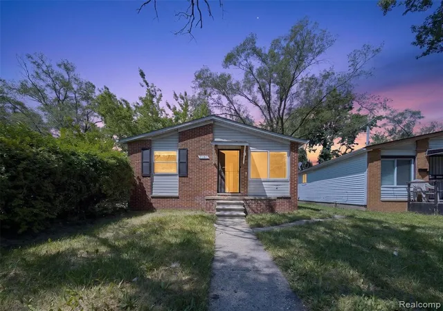 Homes for sale in Hamtramck, MI | 7161 Varjo St, Hamtramck, MI 48212 | MLS# 60998785