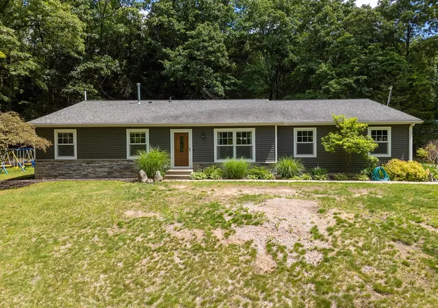 Homes for sale in Richland, MI | 5643 E C Ave, Richland, MI 49083 | MLS# 70541850