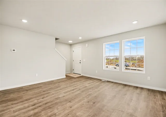 Photo 2 of Single family home for sale at 49006 Silver Oaks, Mattawan, MI 49071 | MLS# 70554498 | Listing updated on 2026-08-25