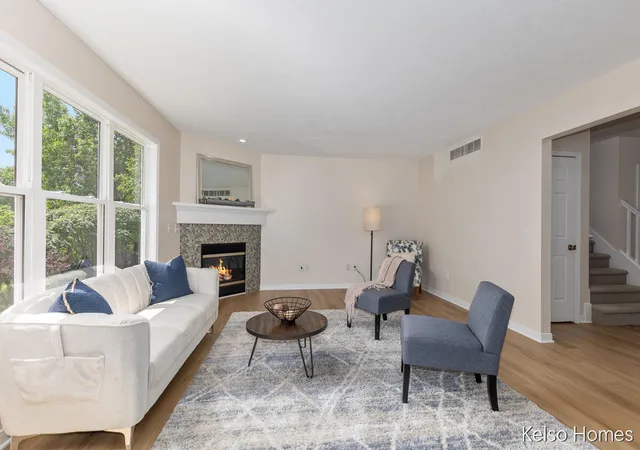 Photo 3 of Sale Pending at 2222 Beatrice Dr, Grand Rapids, MI 49505 | MLS# 70545092 | Listing updated on 2026-08-21