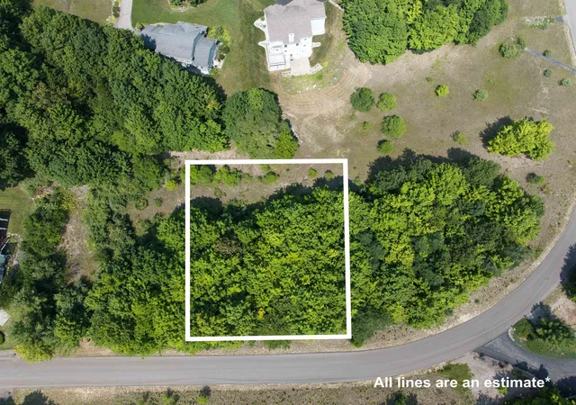 2nd image of 4885 Grayhawk Blvd, Traverse City, MI 49684 | MLS# 80065317