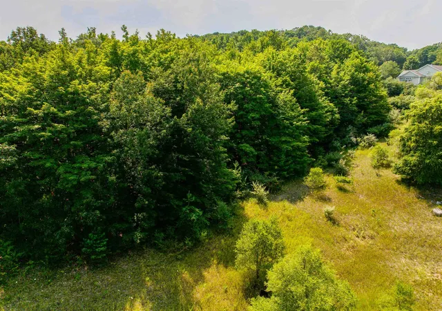 5th image of 4885 Grayhawk Blvd, Traverse City, MI 49684 | MLS# 80065317