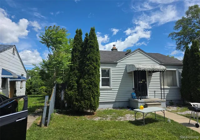 Homes for sale in Inkster, MI | 25962 Norfolk St, Inkster, MI 48141 | MLS# 61004926