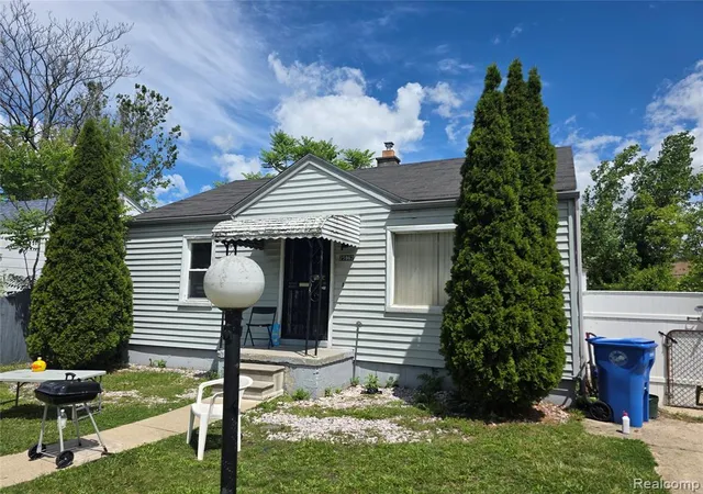Homes for sale in Inkster, MI | 25962 Norfolk St, Inkster, MI 48141 | MLS# 61004926