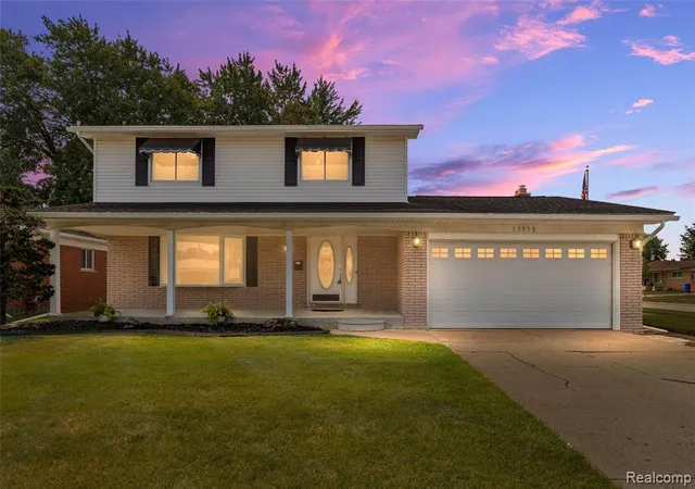 2nd image of 13438 Sebastian Dr, Warren, MI 48088 | MLS# 61021958