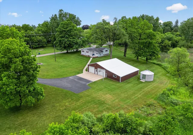 Homes for sale in Stanton, MI | 303 W Walnut St, Stanton, MI 48888 | MLS# 70539929
