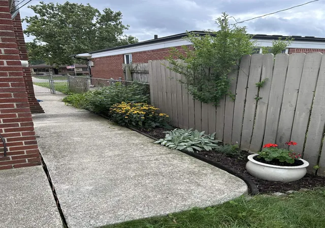 Photo 3 of Single family home for sale at 12939 Masonic Blvd, Warren, MI 48088 | MLS# 50219446 | Listing updated on 2026-09-15