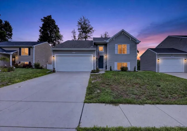 1st image of 818 Strauss Ct, Greenville, MI 48838 | MLS# 70552141