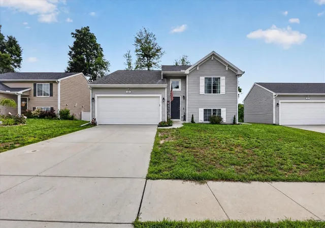 3rd image of 818 Strauss Ct, Greenville, MI 48838 | MLS# 70552141
