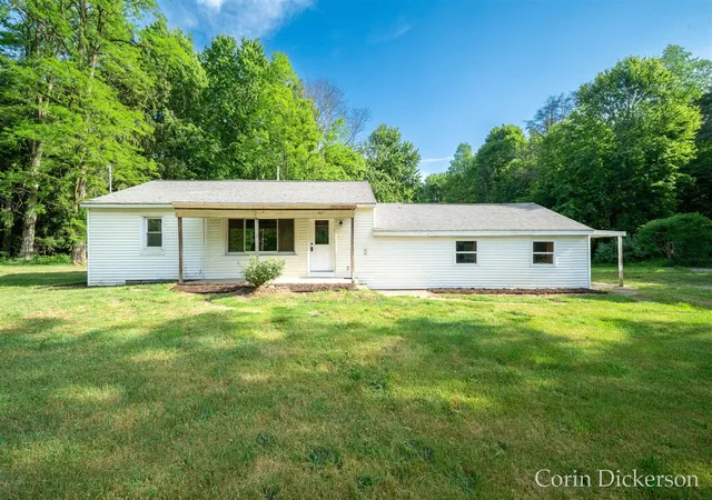 Photo 3 of Sale Pending at 3661 110th Avenue, Allegan, MI 49010 | MLS# 70536901 | Listing updated on 2026-08-30