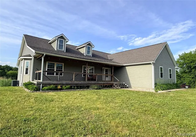 Photo 3 of Single family home for sale at 2543 Greenwood Rd, Lapeer, MI 48446 9427 | MLS# 61002253 | Listing updated on 2026-09-10
